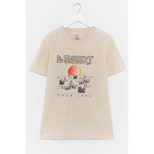 Desert wanderer graphic tee
